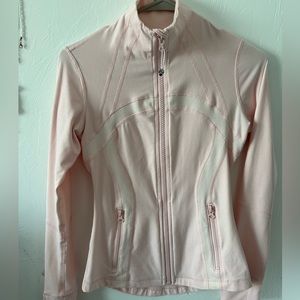 - Lululemon Women’s Define Jacket